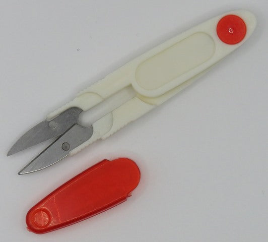 Fadenschere mit Schutzabdeckung