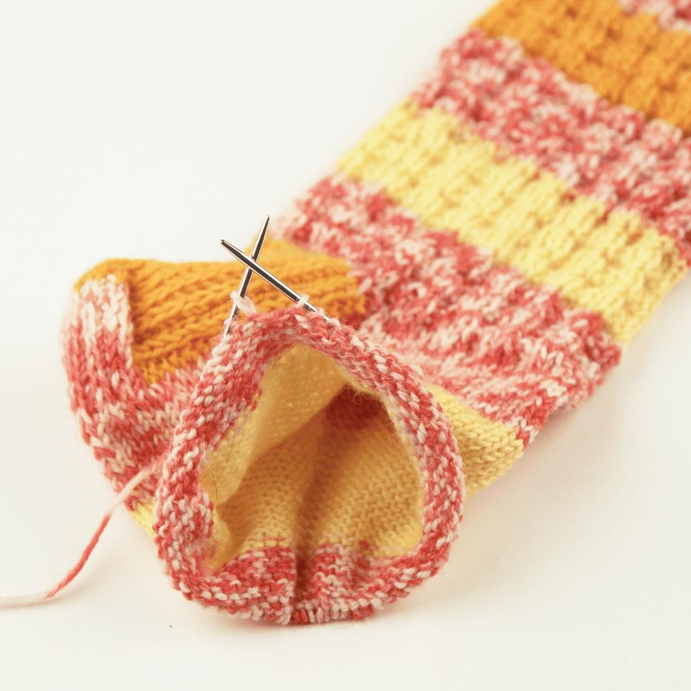 ADDI ★ Sockenwunder ★ Mini-Rundstricknadel Lace ★ 2,5 mm/25 cm